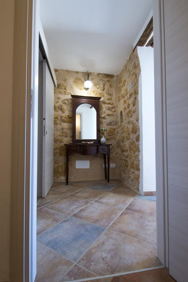 Assabinidica Agrigento Exterior foto